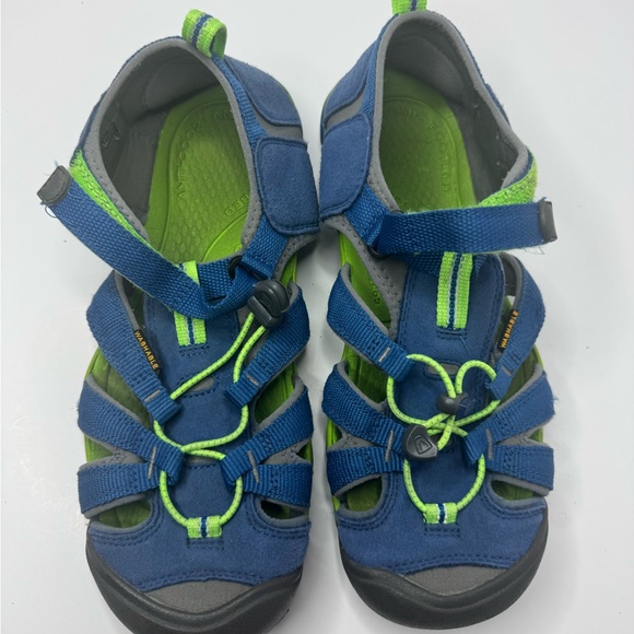 Keen Kids Blue and Neon Green Sandals Size 7 - Picture 2 of 8